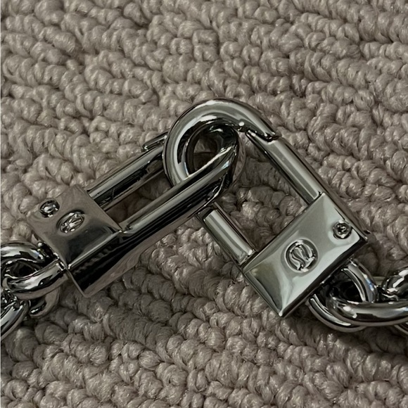 NWT Lululemon Nano Bag - Picture 9 of 12